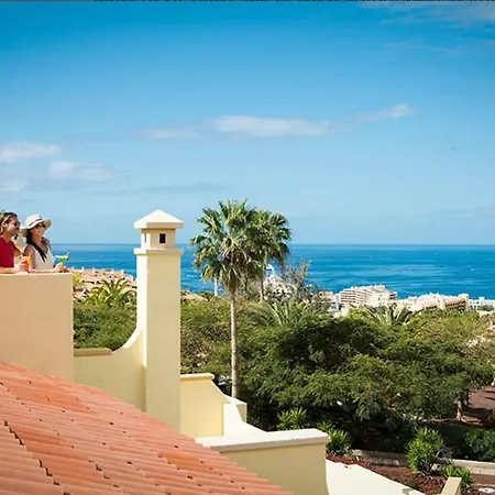Holiday home Paradise And *